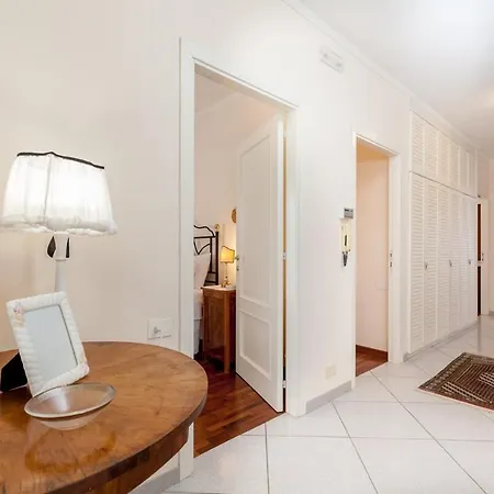 Apartmán Luxury Home-near The Sea Garden *